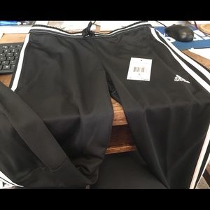 Women’s Adidas pants-size Small